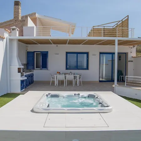 Sabbie D'oro Villa *